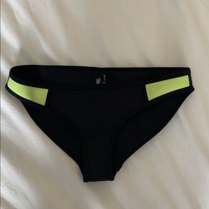 Medium Black and yellow Triangl Bottoms
